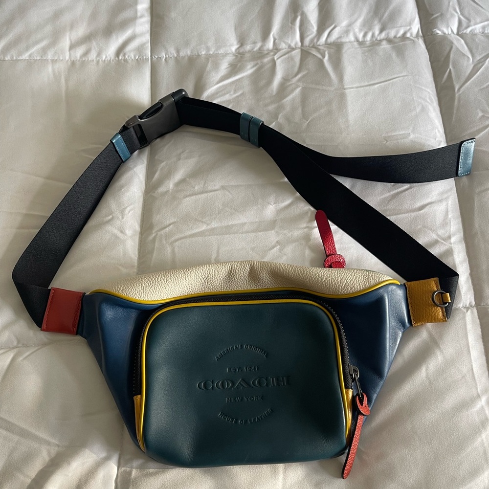 COACH Thompson Belt Bag In Colorblock QB/Multicolor